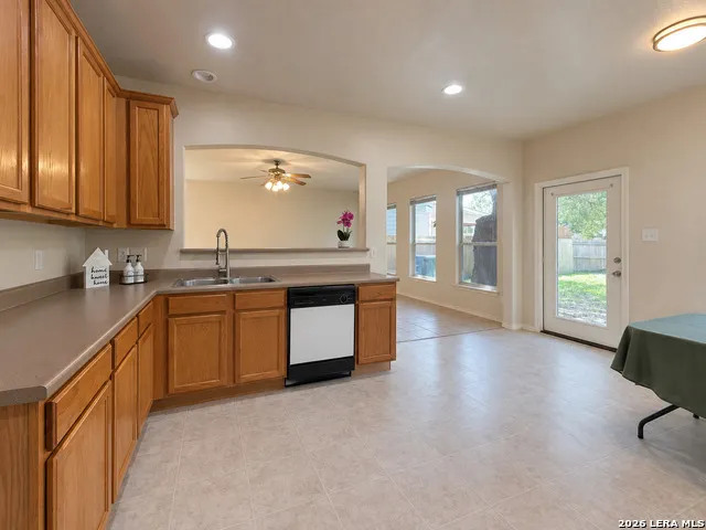 12719 Goldenrain Bay San Antonio, TX 78216