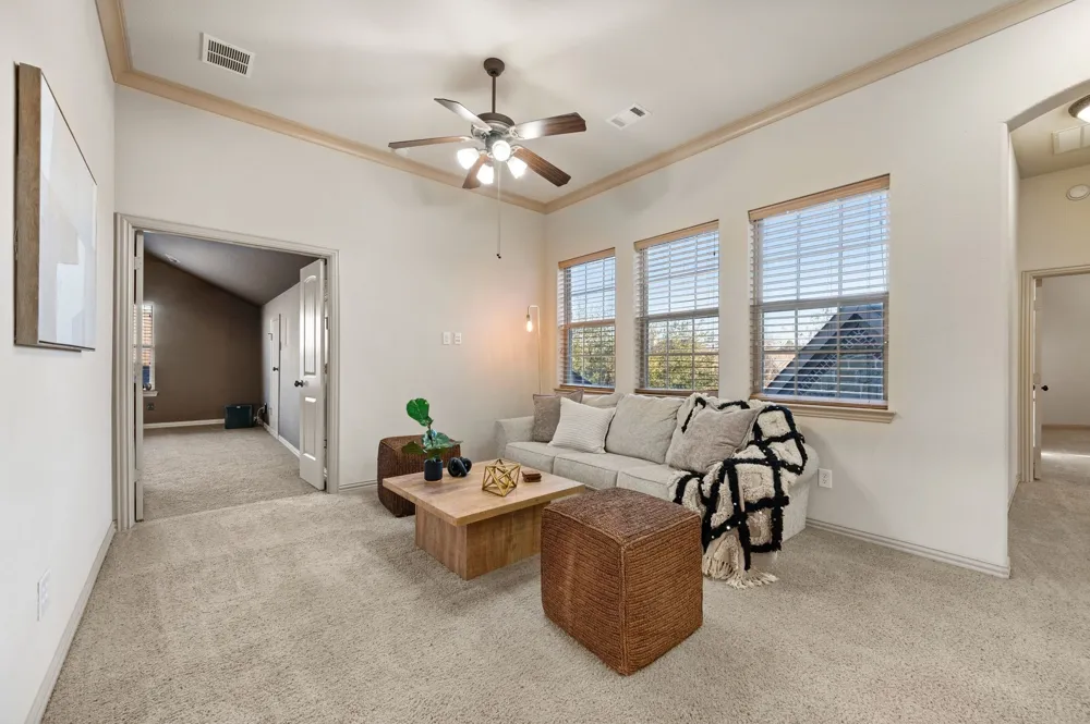 1010 Lost Valley Drive Euless, TX 76039