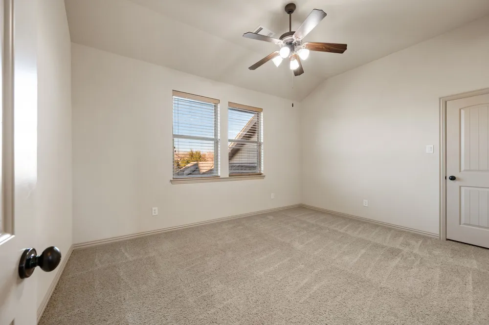 1010 Lost Valley Drive Euless, TX 76039
