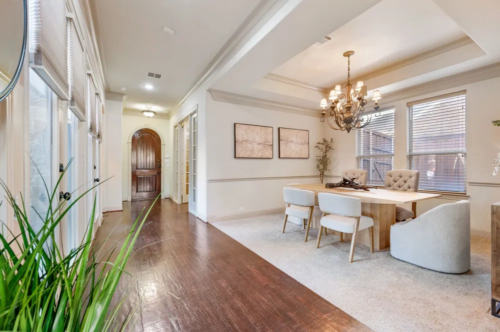 1010 Lost Valley Drive Euless, TX 76039