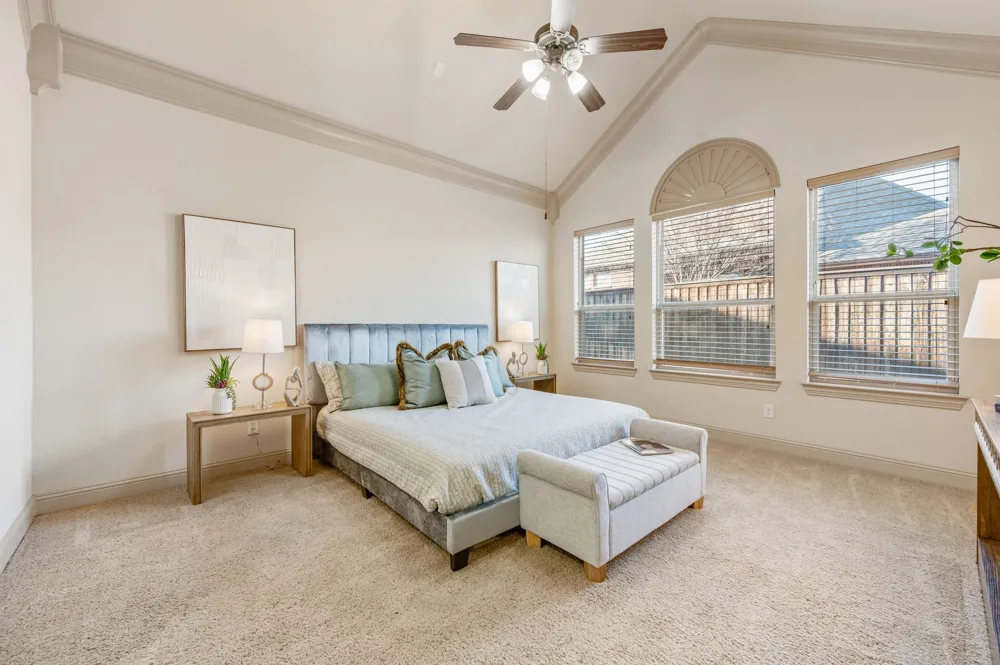 1010 Lost Valley Drive Euless, TX 76039