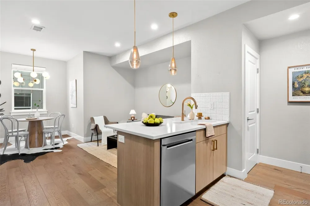 1286 Stuart Street Denver, CO 80204
