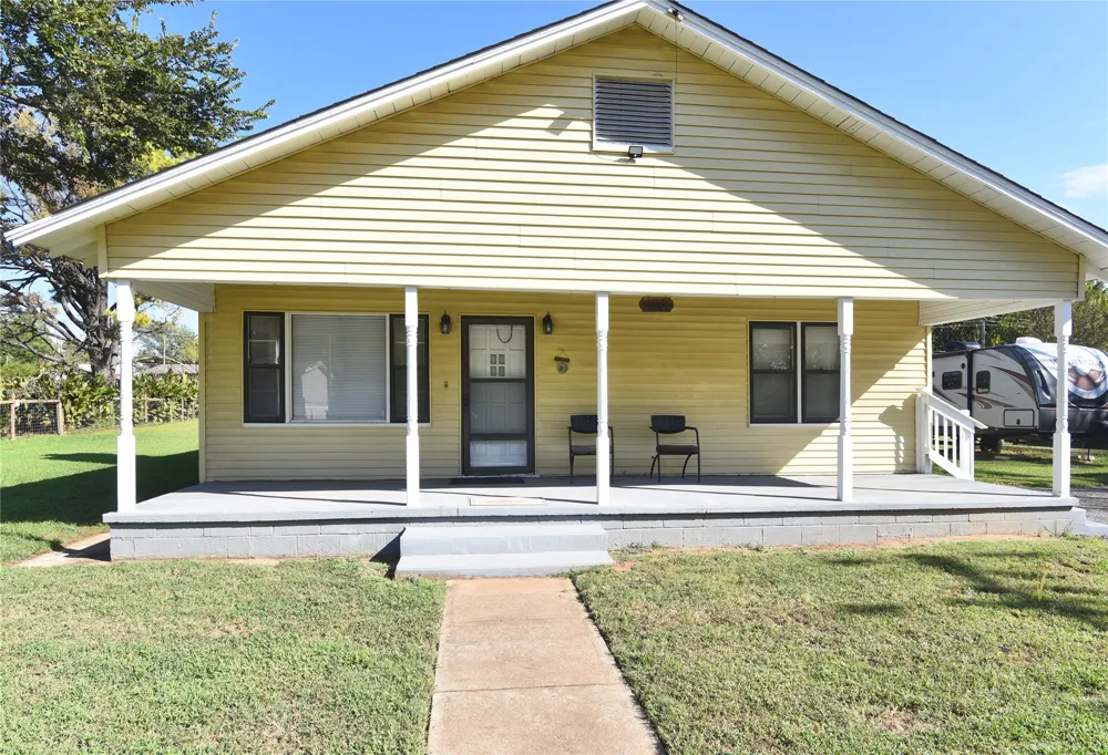 110 W 1st Street Oilton, OK 74052