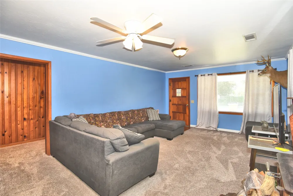 110 W 1st Street Oilton, OK 74052
