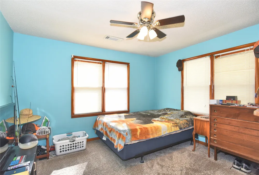 110 W 1st Street Oilton, OK 74052
