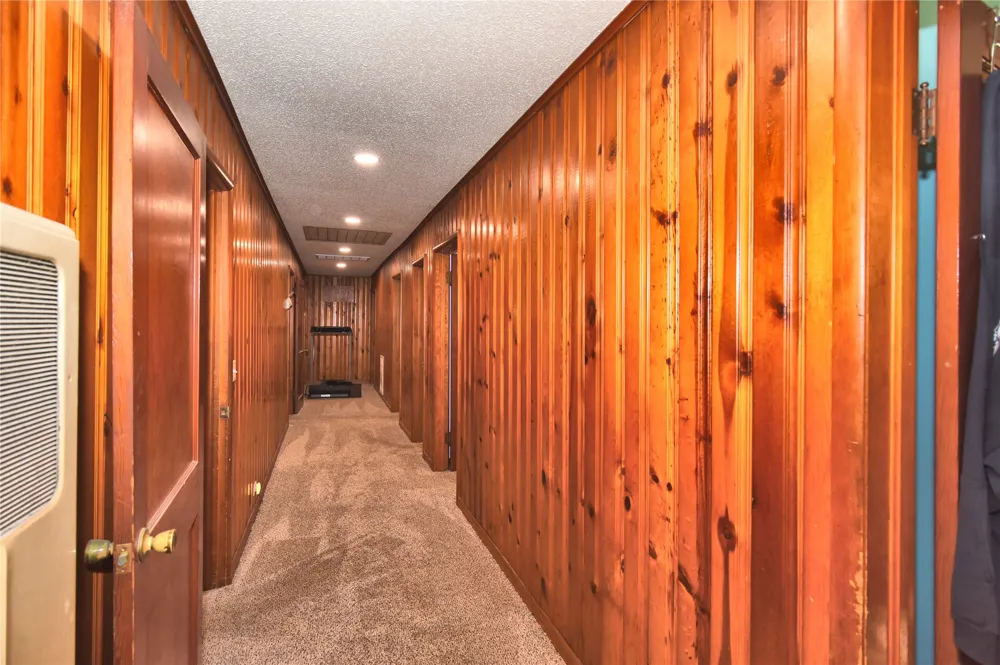 110 W 1st Street Oilton, OK 74052