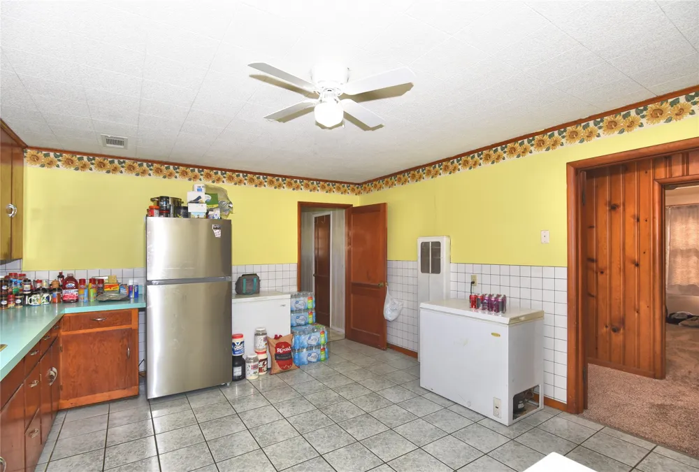110 W 1st Street Oilton, OK 74052