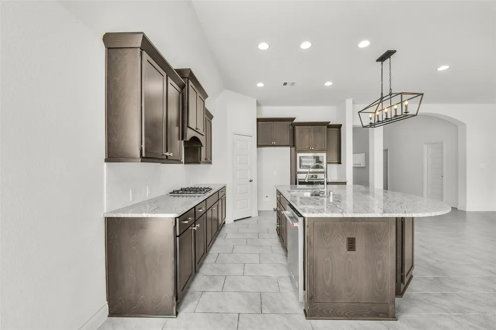 13615 Imperial Island Lane Pearland, TX 77584