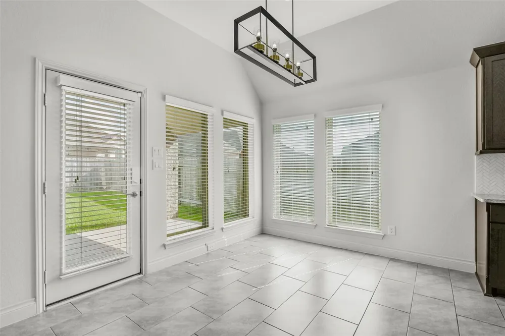 13615 Imperial Island Lane Pearland, TX 77584