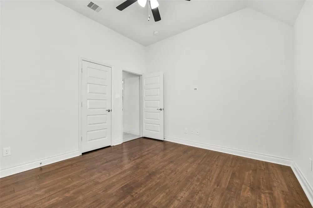 13615 Imperial Island Lane Pearland, TX 77584