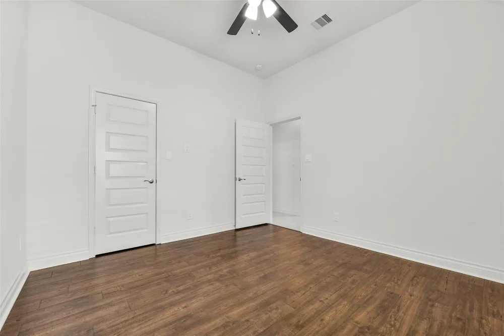 13615 Imperial Island Lane Pearland, TX 77584
