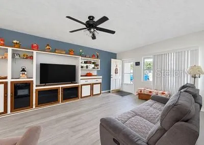 254 WERTZ DRIVE Largo, FL 33771