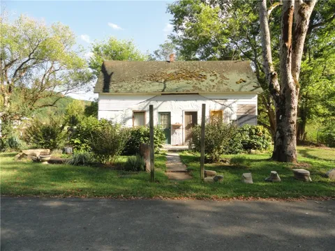 104 Limestone Street