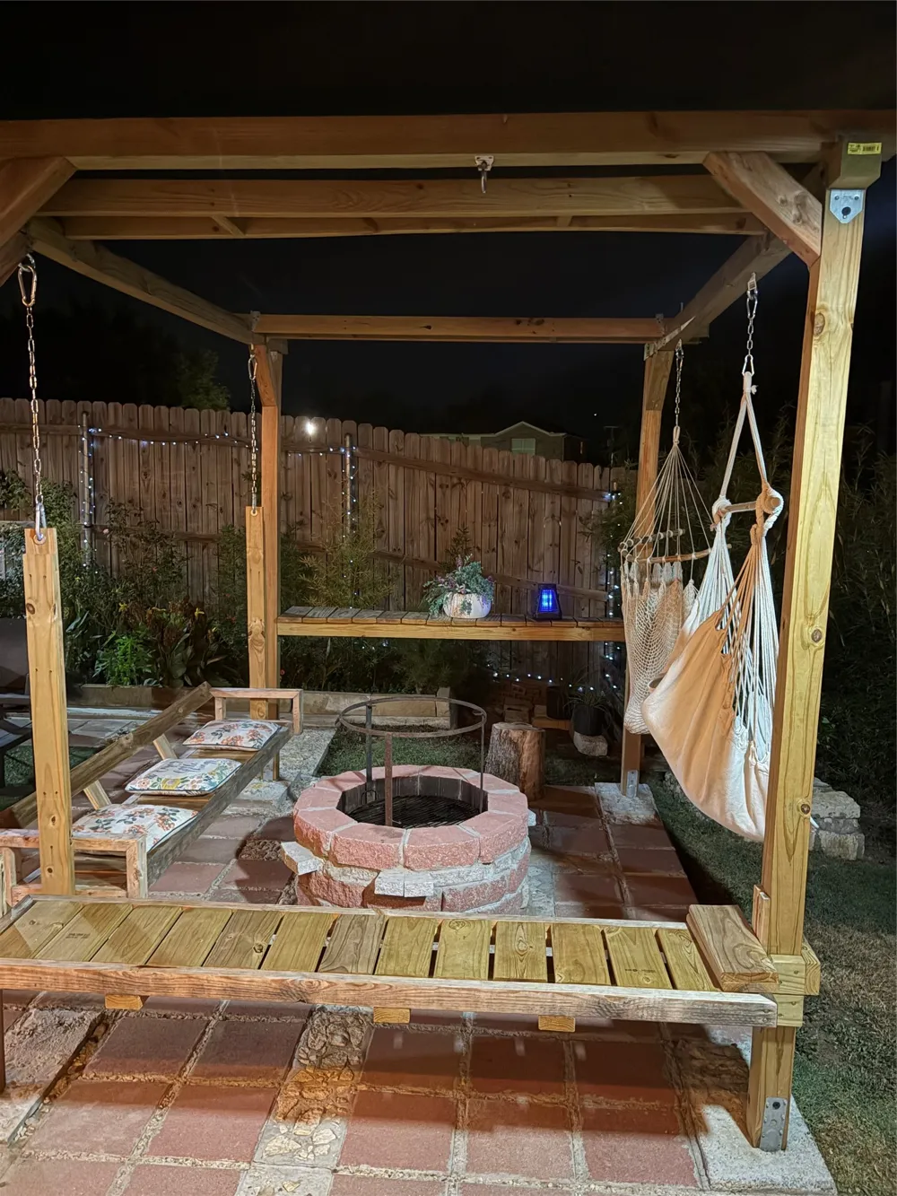 221 Pinecrest Seagoville, TX 75159