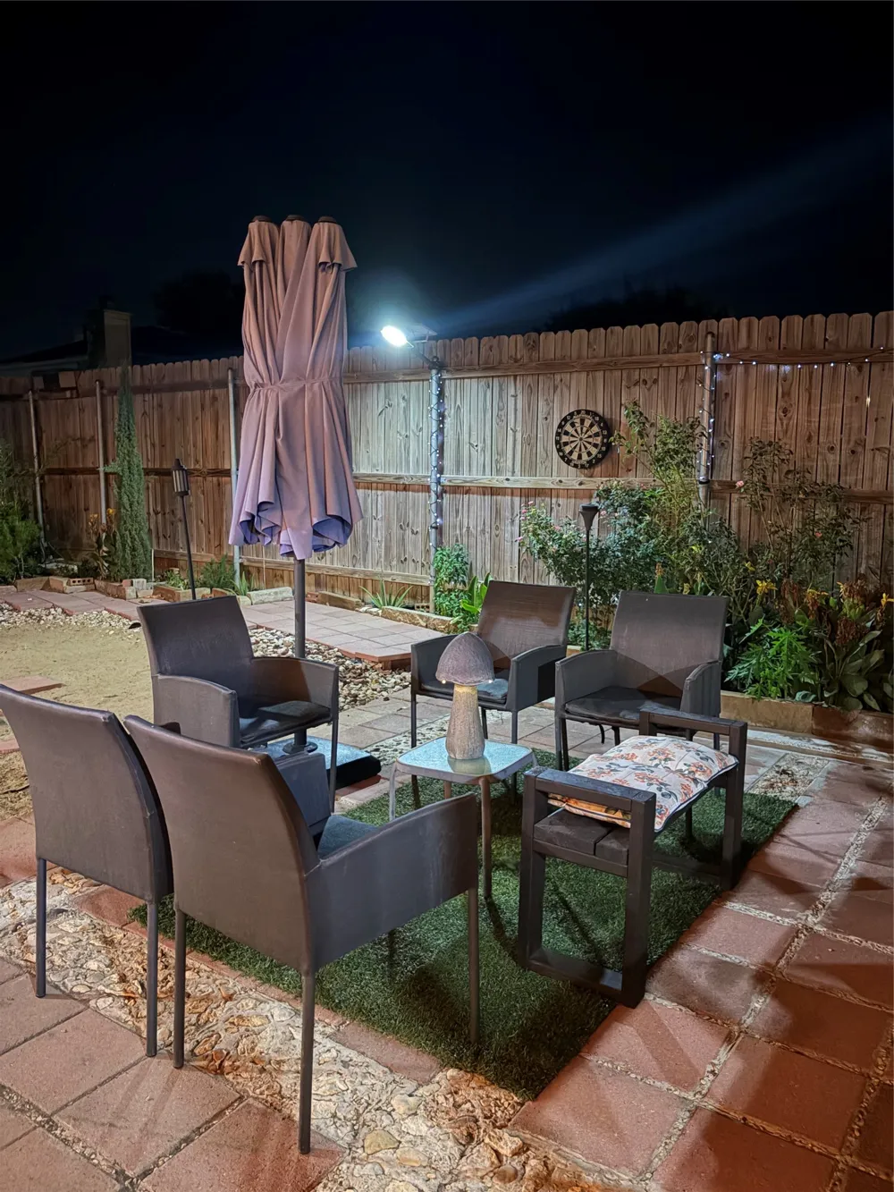 221 Pinecrest Seagoville, TX 75159