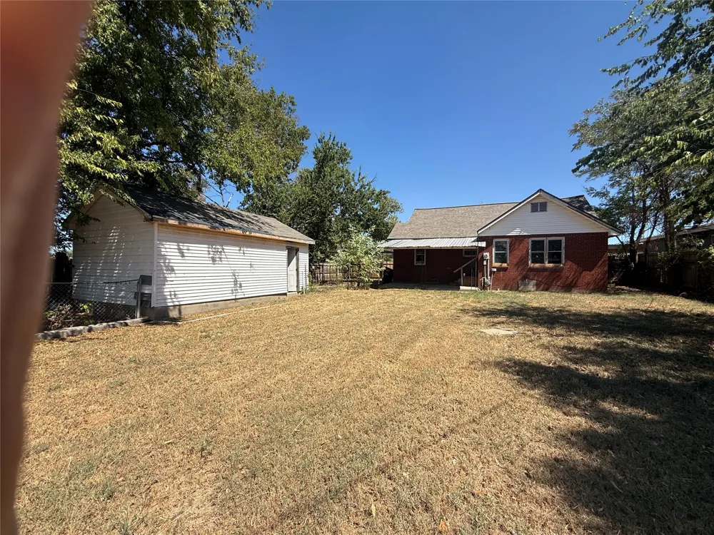 447 NE Elmhurst Bartlesville, OK 74006