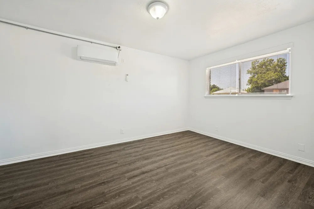 2701 Hemphill Street #110 Fort Worth, TX 76110