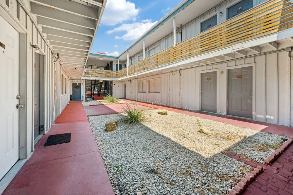 2701 Hemphill Street #110 Fort Worth, TX 76110