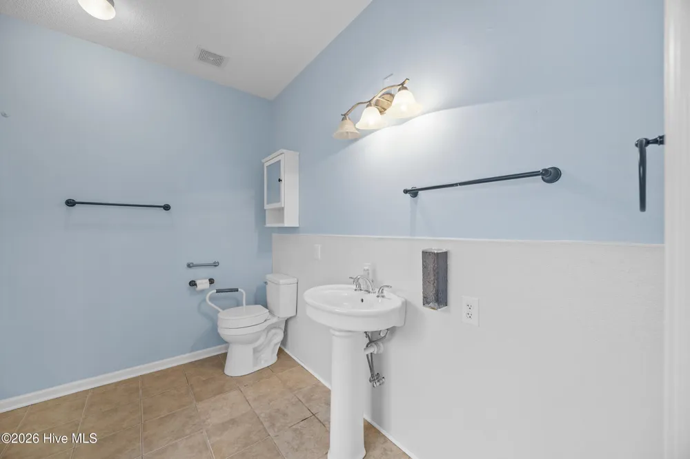 464 Vallie Lane Wilmington, NC 28412