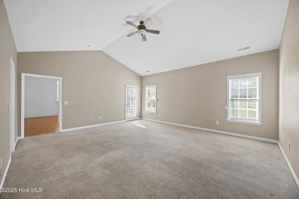 464 Vallie Lane Wilmington, NC 28412
