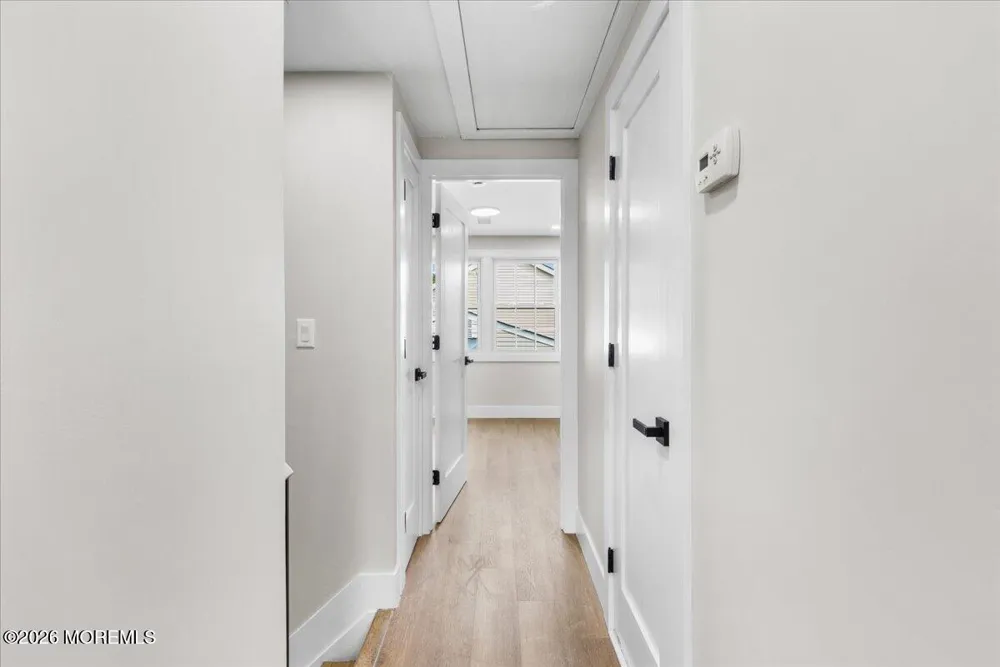 28 Fayette Lane Matawan, NJ 07747