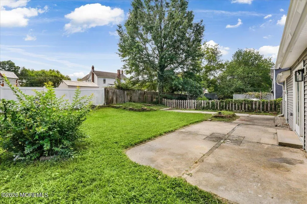 28 Fayette Lane Matawan, NJ 07747