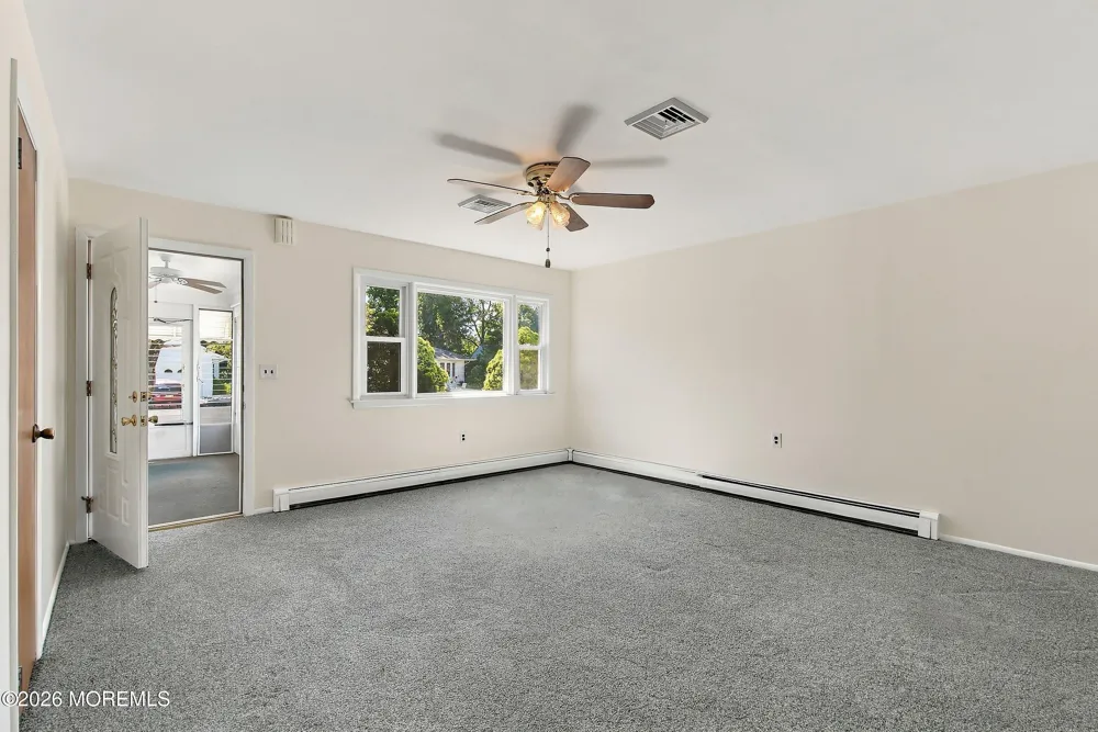 65 Sunflower Lane Toms River, NJ 08755