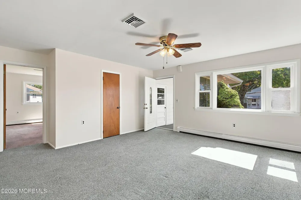 65 Sunflower Lane Toms River, NJ 08755