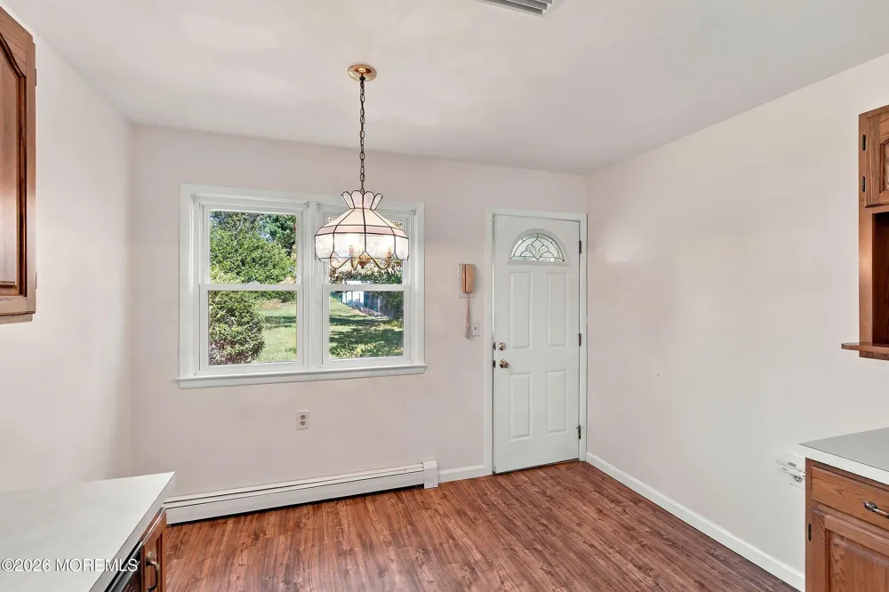 65 Sunflower Lane Toms River, NJ 08755
