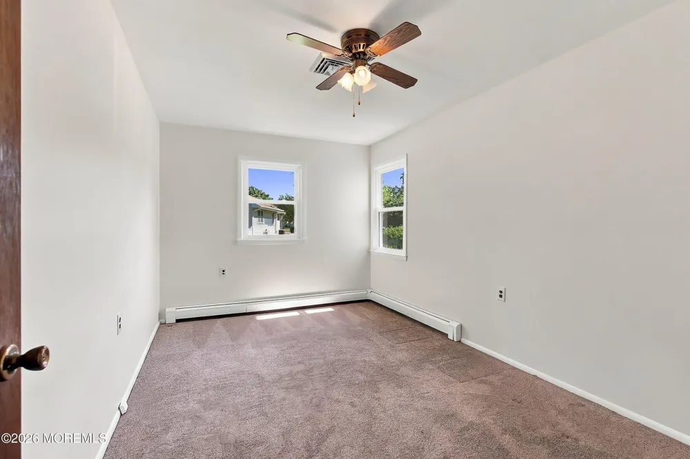 65 Sunflower Lane Toms River, NJ 08755