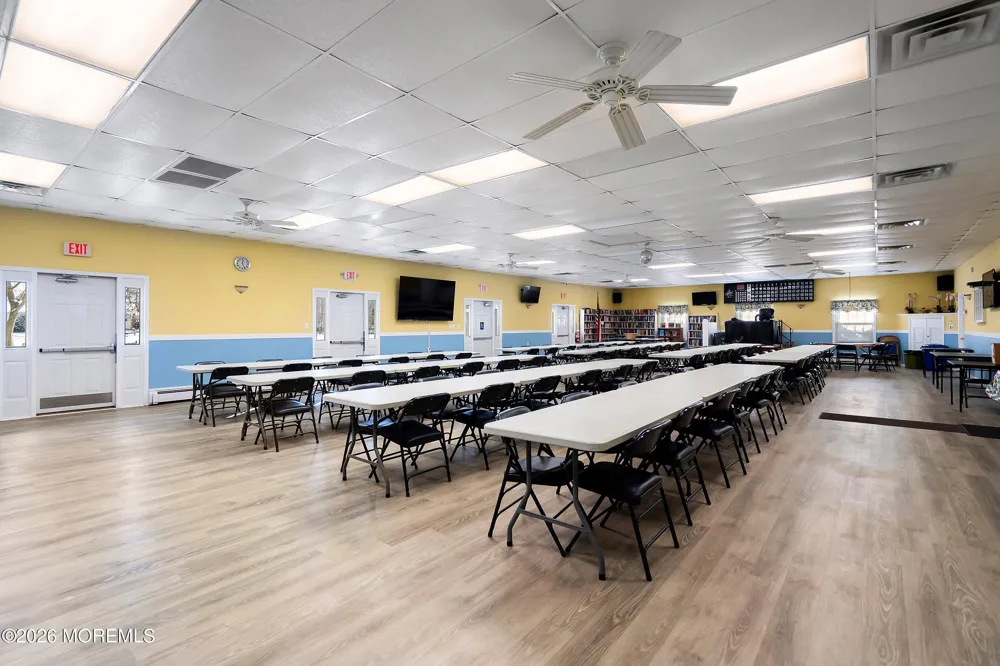 65 Sunflower Lane Toms River, NJ 08755