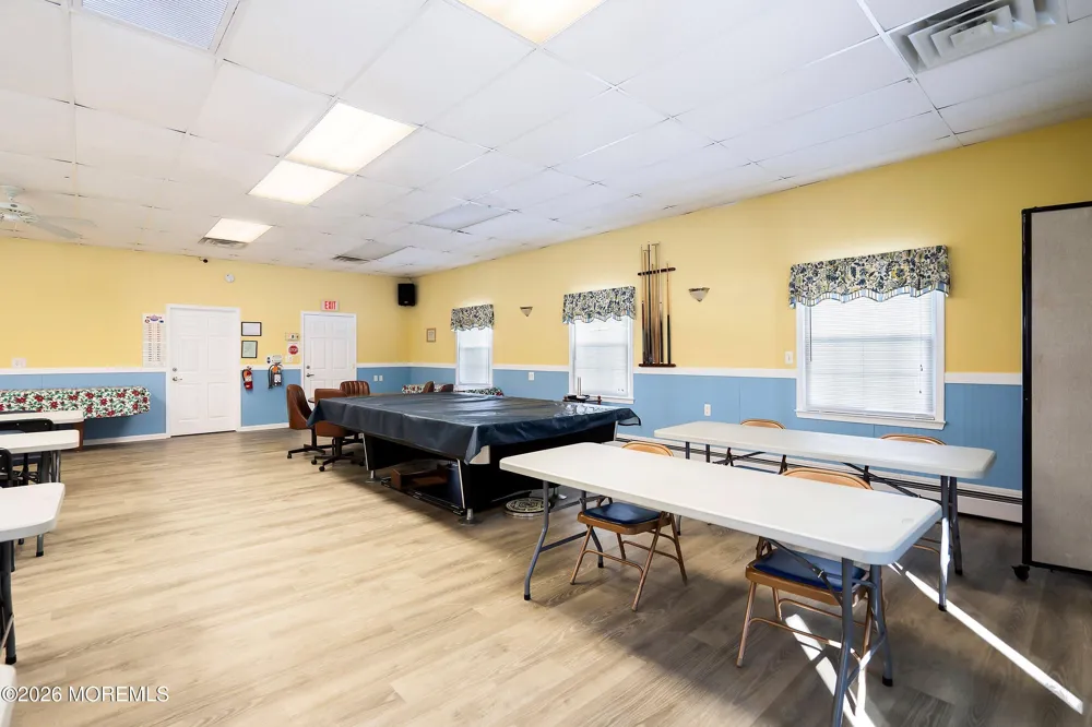65 Sunflower Lane Toms River, NJ 08755