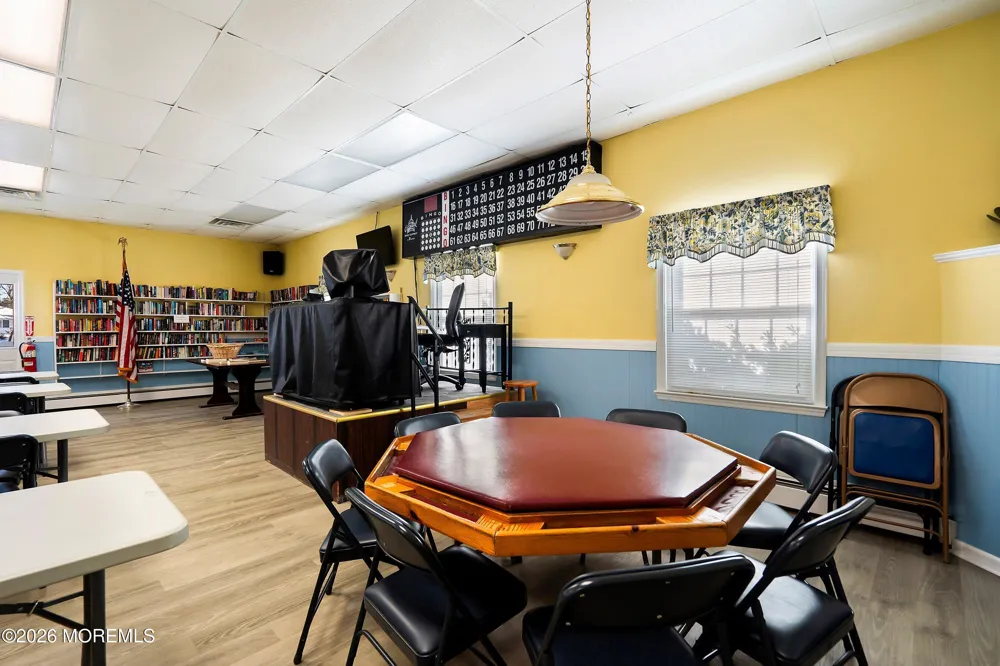 65 Sunflower Lane Toms River, NJ 08755
