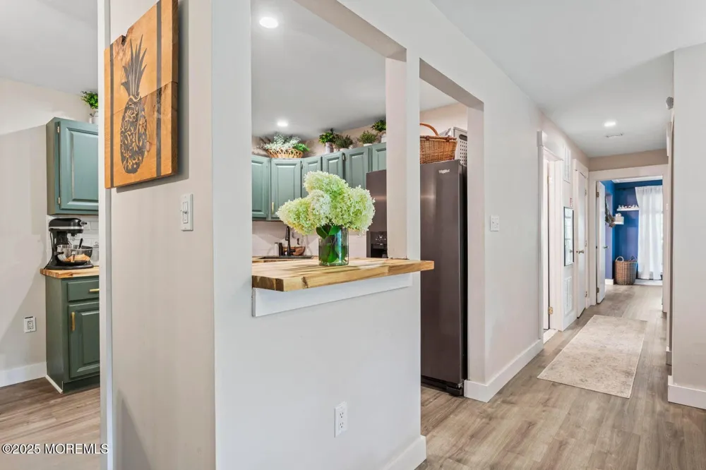 35 Beaumont Court Tinton Falls, NJ 07724