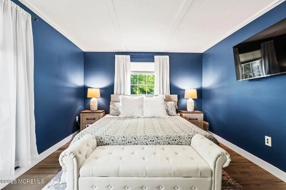 35 Beaumont Court Tinton Falls, NJ 07724
