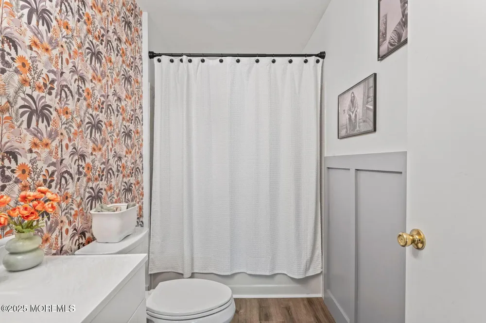 35 Beaumont Court Tinton Falls, NJ 07724