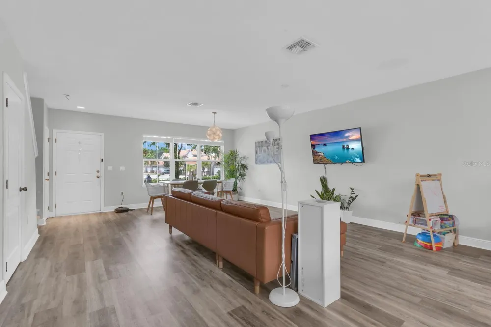 3113 VIA OTERO DRIVE Kissimmee, FL 34744