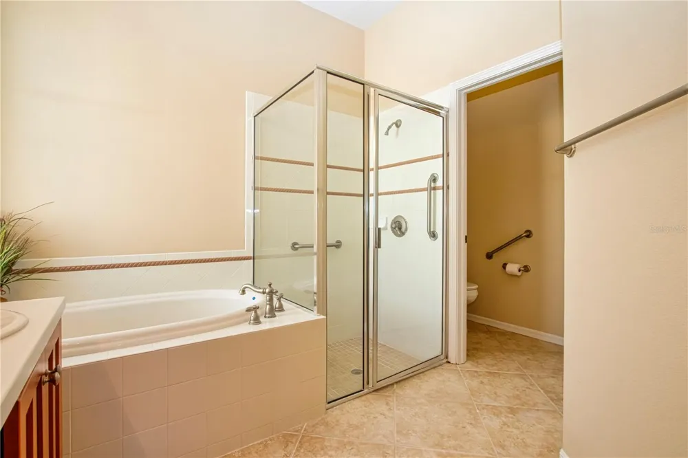 446 NOBLE FAIRE DRIVE Sun City Center, FL 33573