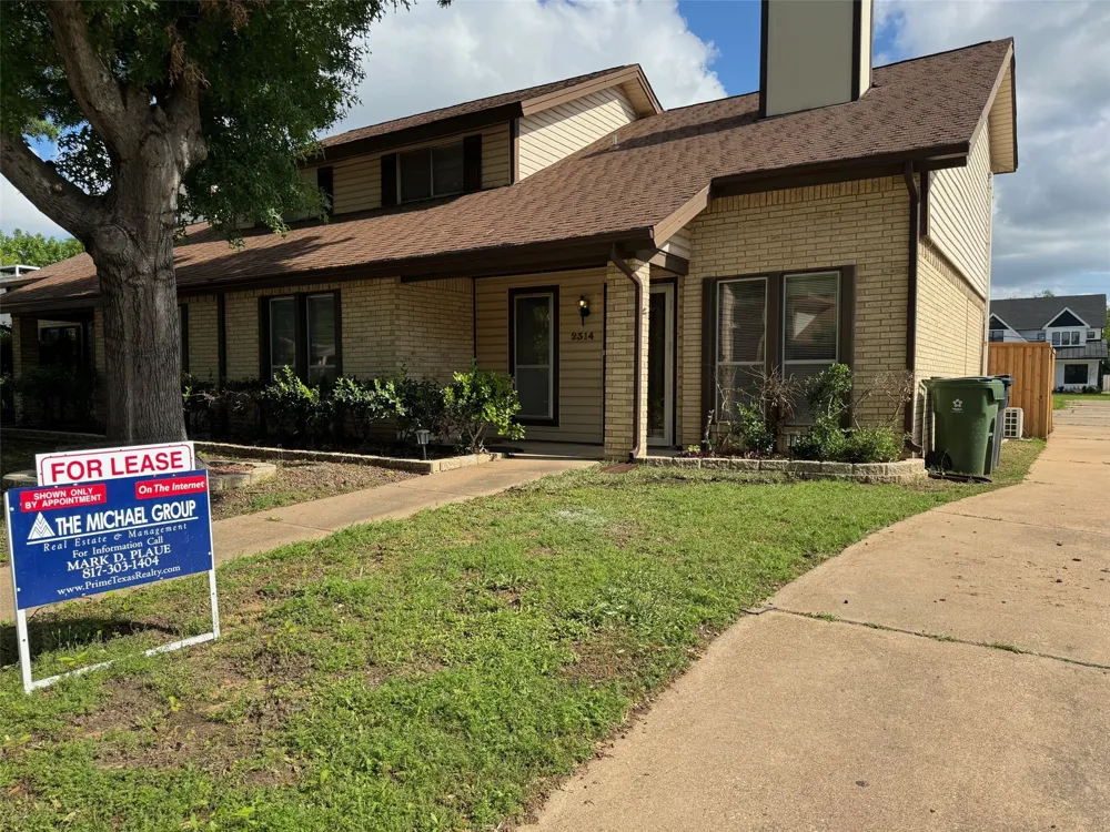 2314 Garden Park Court Arlington, TX 76013