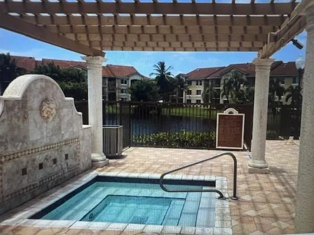 201 Villa Circle #201 Boynton Beach, FL 33435