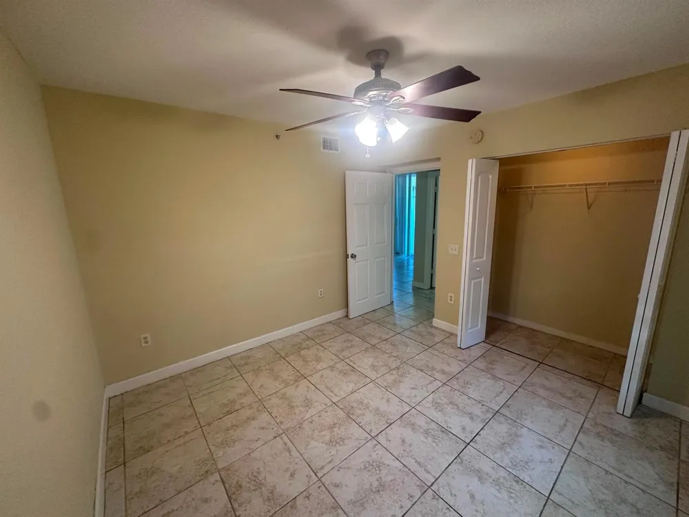 201 Villa Circle #201 Boynton Beach, FL 33435