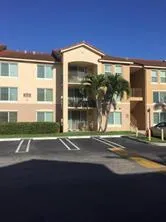 201 Villa Circle #201 Boynton Beach, FL 33435