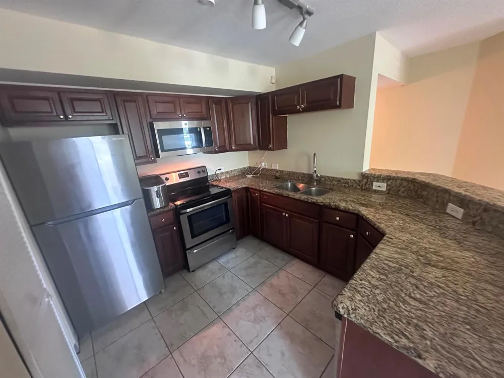 201 Villa Circle #201 Boynton Beach, FL 33435
