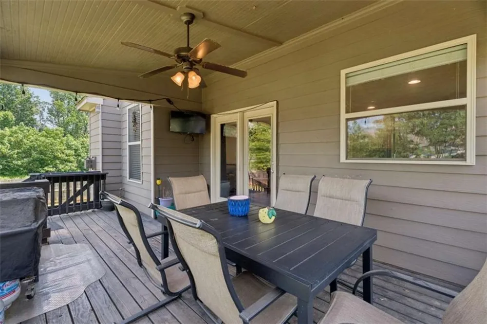 5752 Shore Isle Court Flowery Branch, GA 30542