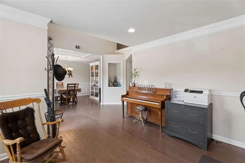 5752 Shore Isle Court Flowery Branch, GA 30542