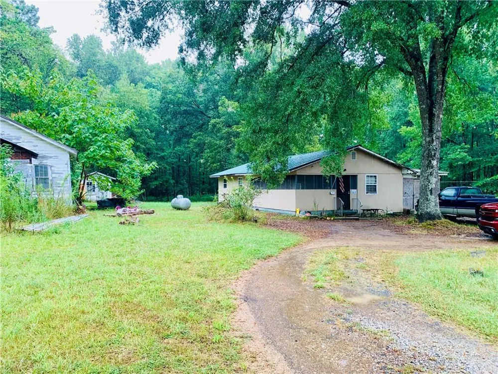 1658 Johnson Lake Road Cedartown, GA 30125
