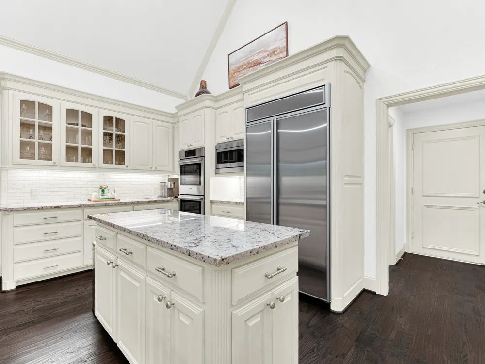 2140 Sutton Place Plano, TX 75093