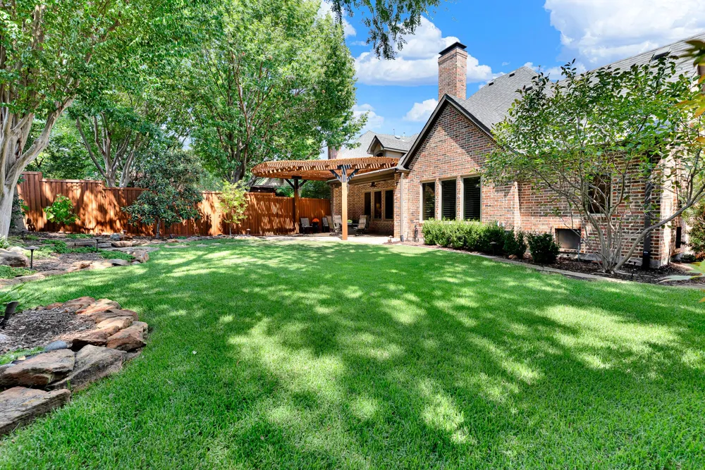 2140 Sutton Place Plano, TX 75093