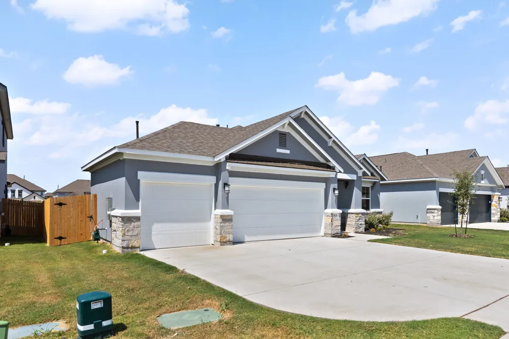 19128 Ariel Elena Way Pflugerville, TX 78660