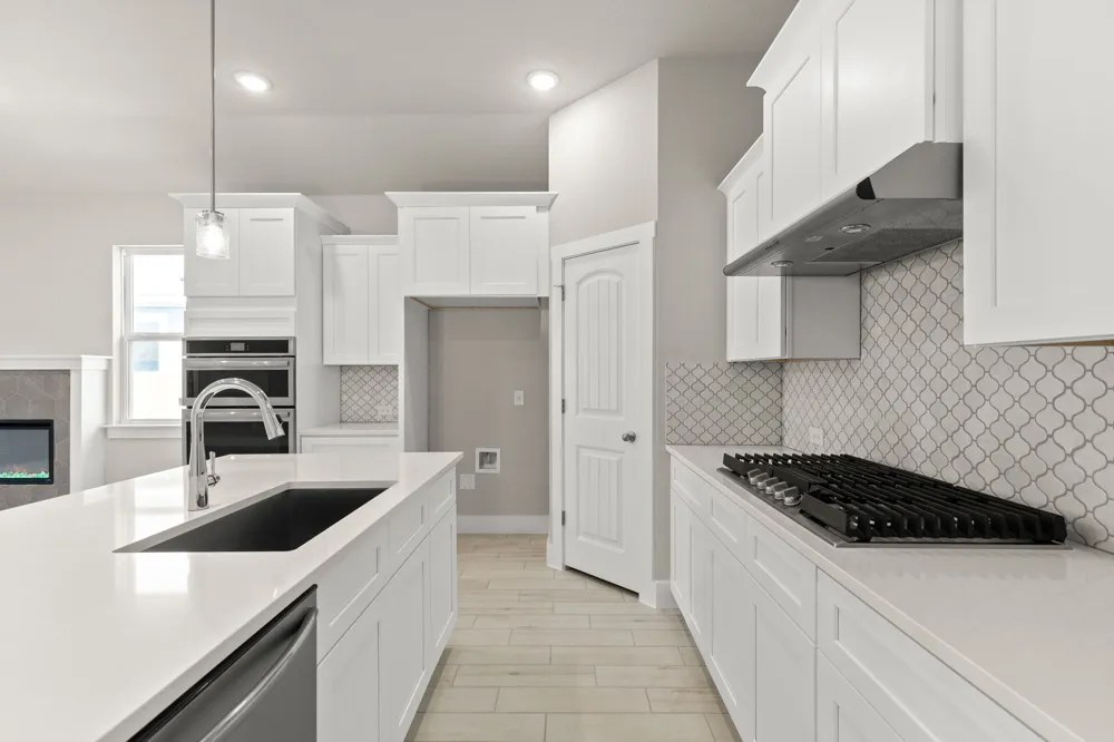 19128 Ariel Elena Way Pflugerville, TX 78660